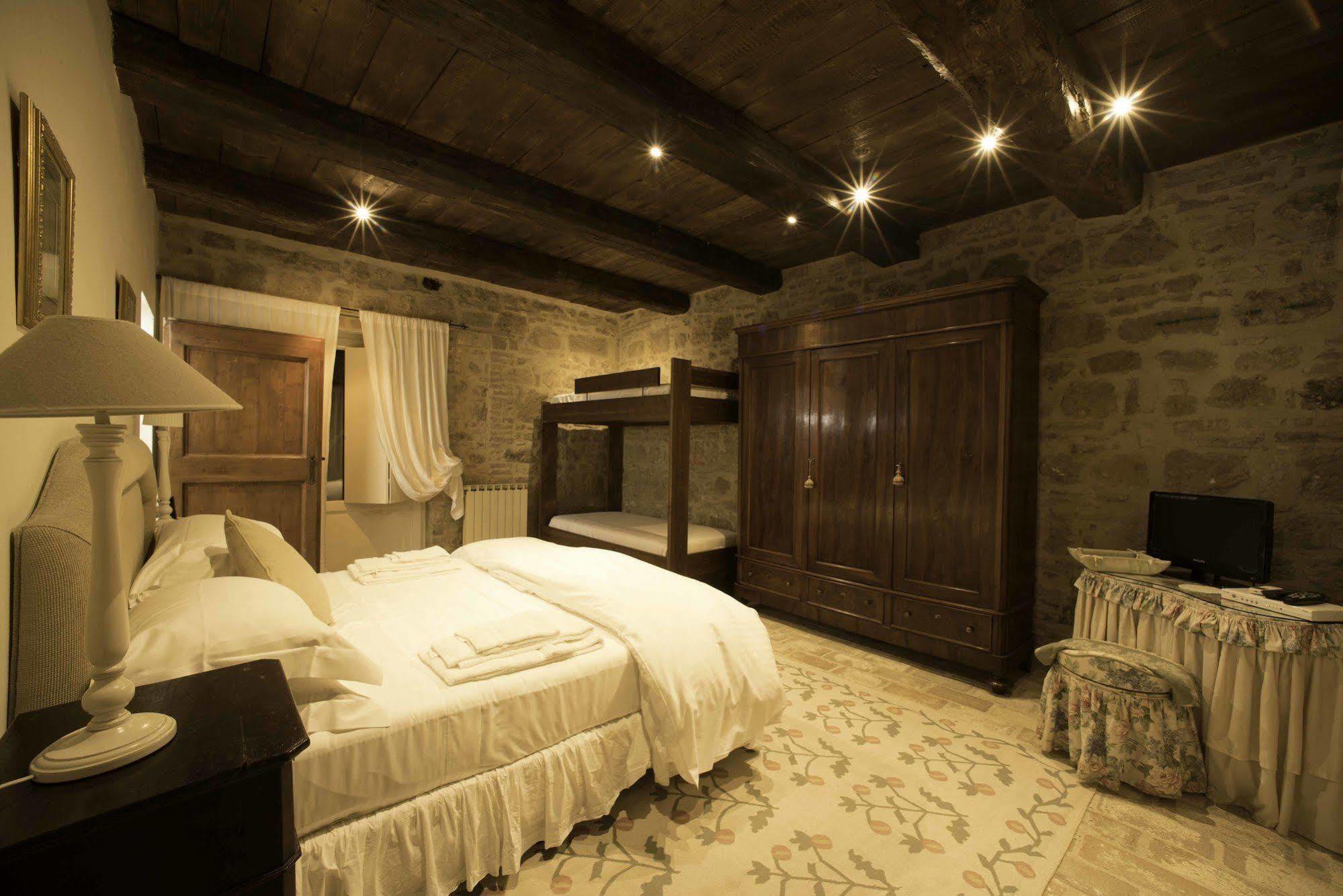 Tenuta Santo Pietro Pienza Eksteriør bilde